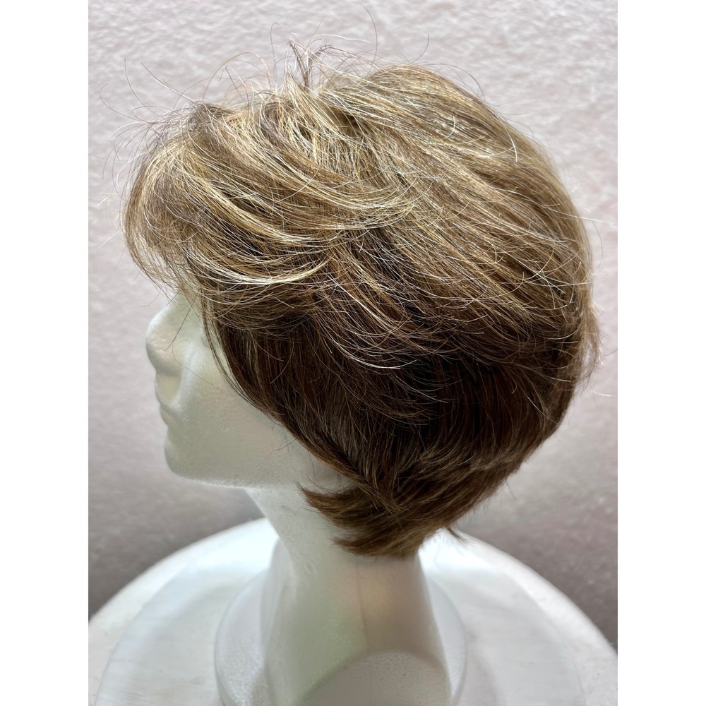 Raquel Welch Sparkle Wig Signature Collection Glazed Mocha R11S+ Memory Cap Shrt